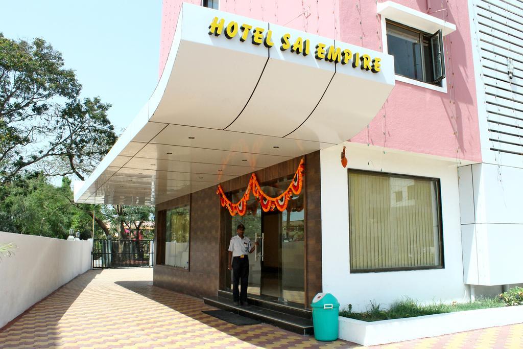 Oyo 4316 Hotel Sai Empire Shirdi Exteriör bild