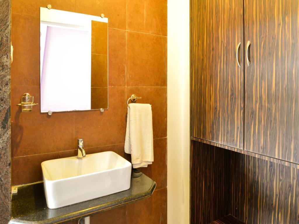 Oyo 4316 Hotel Sai Empire Shirdi Exteriör bild